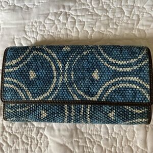 Blue and White Patterned Clutch